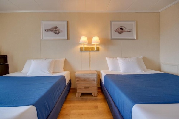 Flamingo Motel image 20